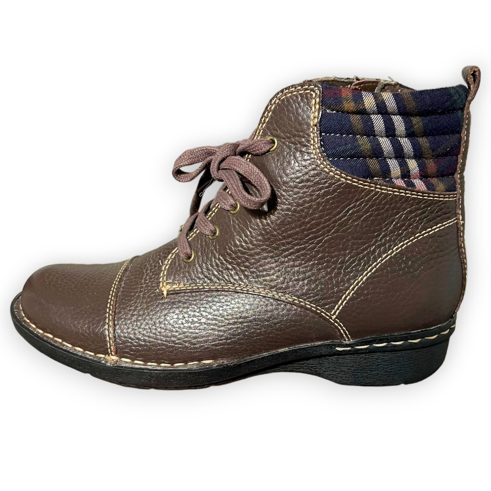 Clarks Whistle Bea Brown Womens Leather Lace Up Ankle Boot Ladies 7.5